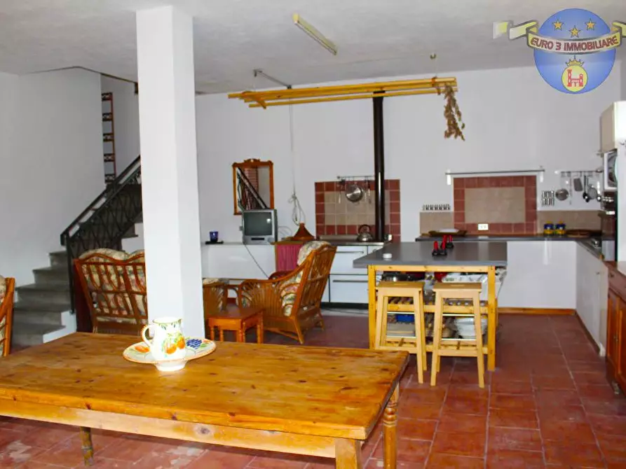 Immagine 8 di Villa in vendita  in MONTAZZOLINO a Montefortino