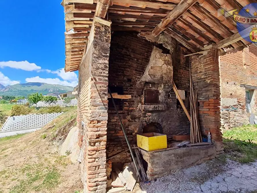 Immagine 6 di Rustico / casale in vendita  in RUSTICI a Amandola