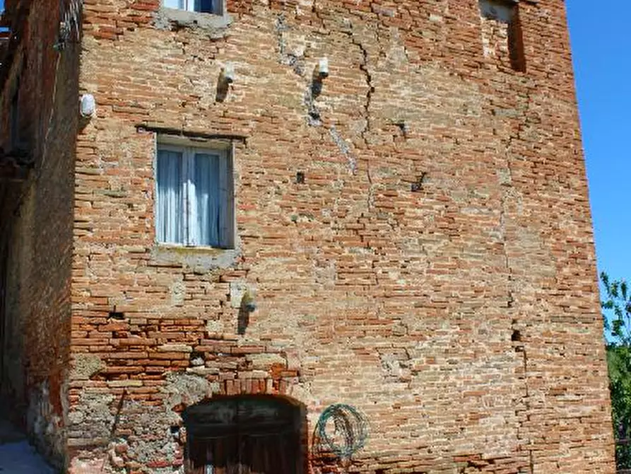 Immagine 14 di Rustico / casale in vendita  in RUSTICI a Amandola