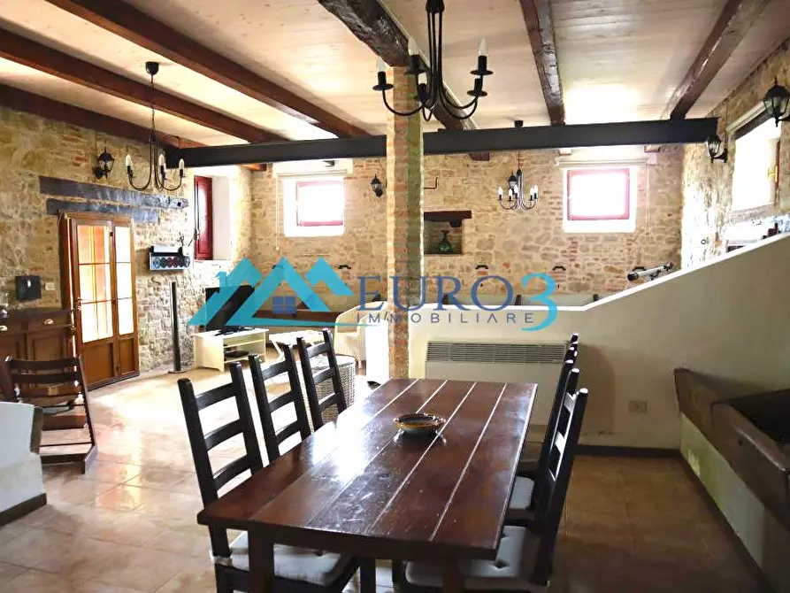 Immagine 6 di Rustico / casale in vendita  in CONTRADA CERRARRA a Amandola