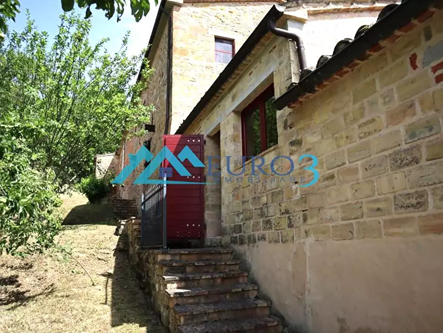 Immagine 8 di Rustico / casale in vendita  in CONTRADA CERRARRA a Amandola