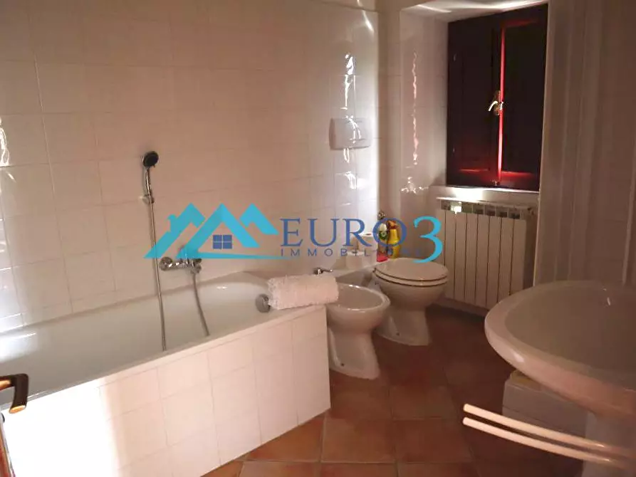 Immagine 21 di Rustico / casale in vendita  in CONTRADA CERRARRA a Amandola