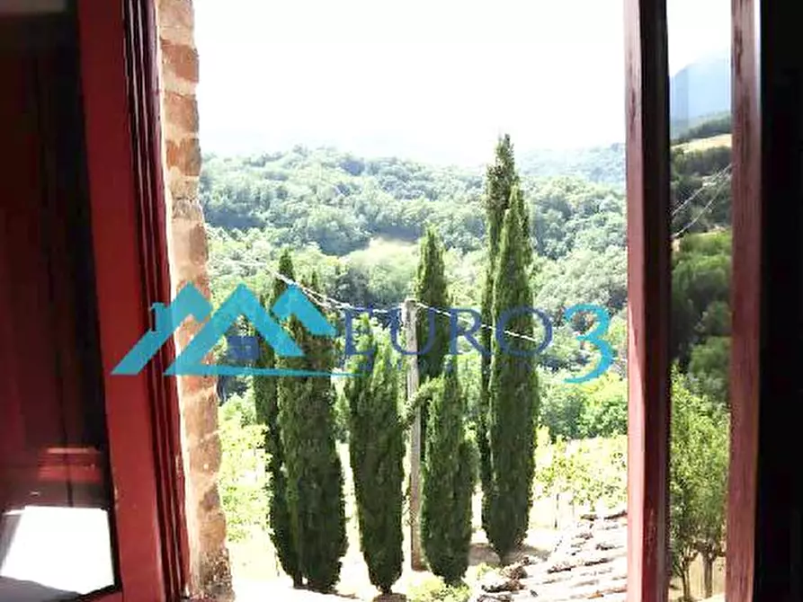 Immagine 33 di Rustico / casale in vendita  in CONTRADA CERRARRA a Amandola