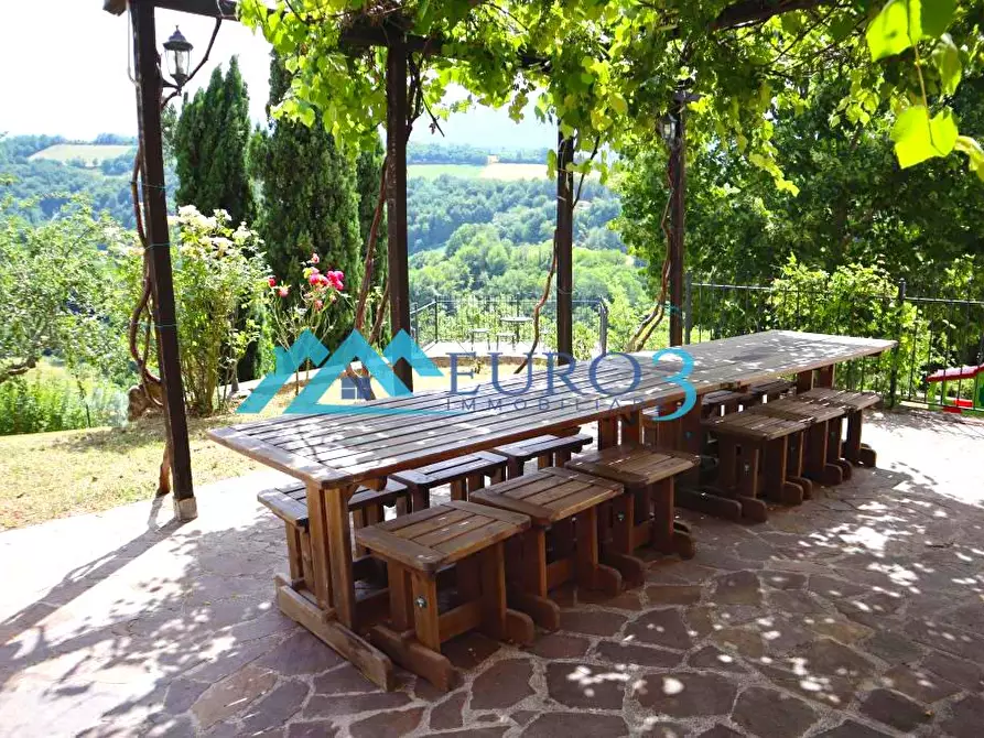 Immagine 34 di Rustico / casale in vendita  in CONTRADA CERRARRA a Amandola