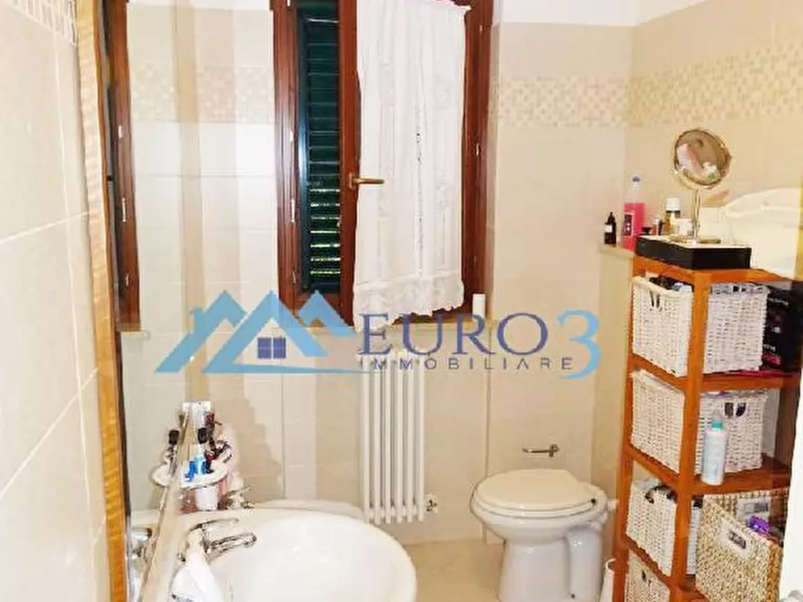 Immagine 15 di Appartamento in vendita  in VIA GARFAGNANA,1 a San Benedetto Del Tronto