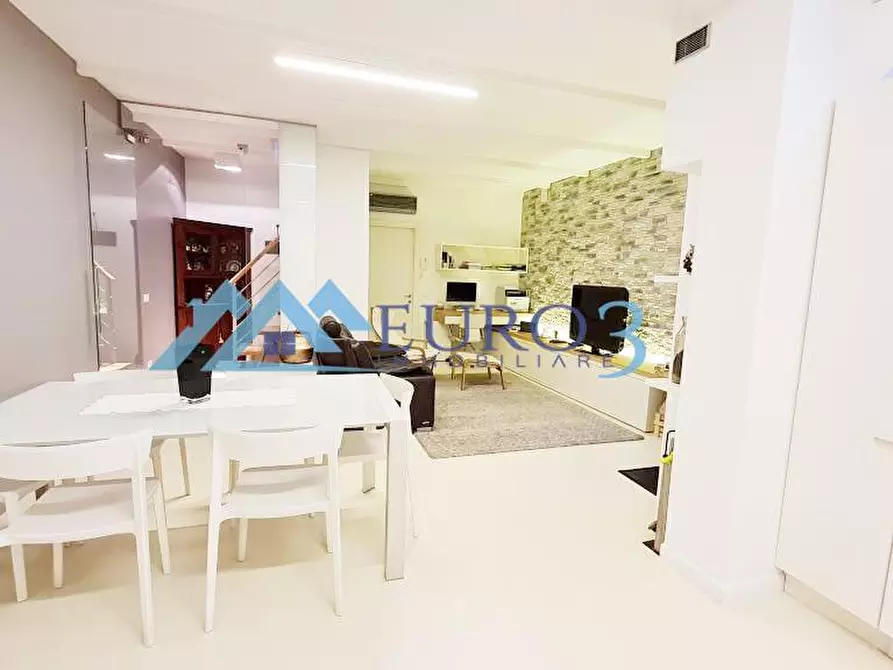 Immagine 23 di Appartamento in vendita  in VIA GARFAGNANA,1 a San Benedetto Del Tronto