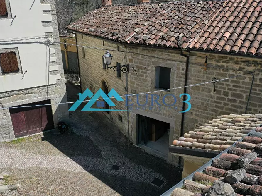 Immagine 7 di Immobile di prestigio in vendita  in FRAZIONE PIANO a Montegallo