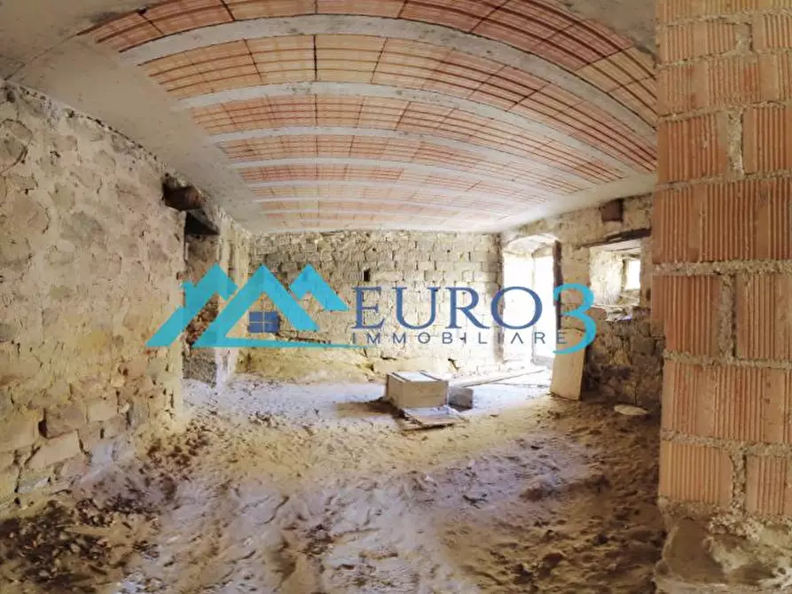 Immagine 10 di Immobile di prestigio in vendita  in FRAZIONE PIANO a Montegallo