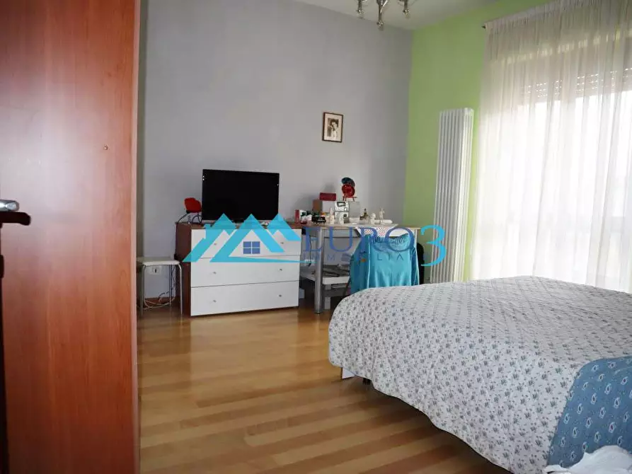 Immagine 12 di Appartamento in vendita  in VIA CENCIARINI a Folignano