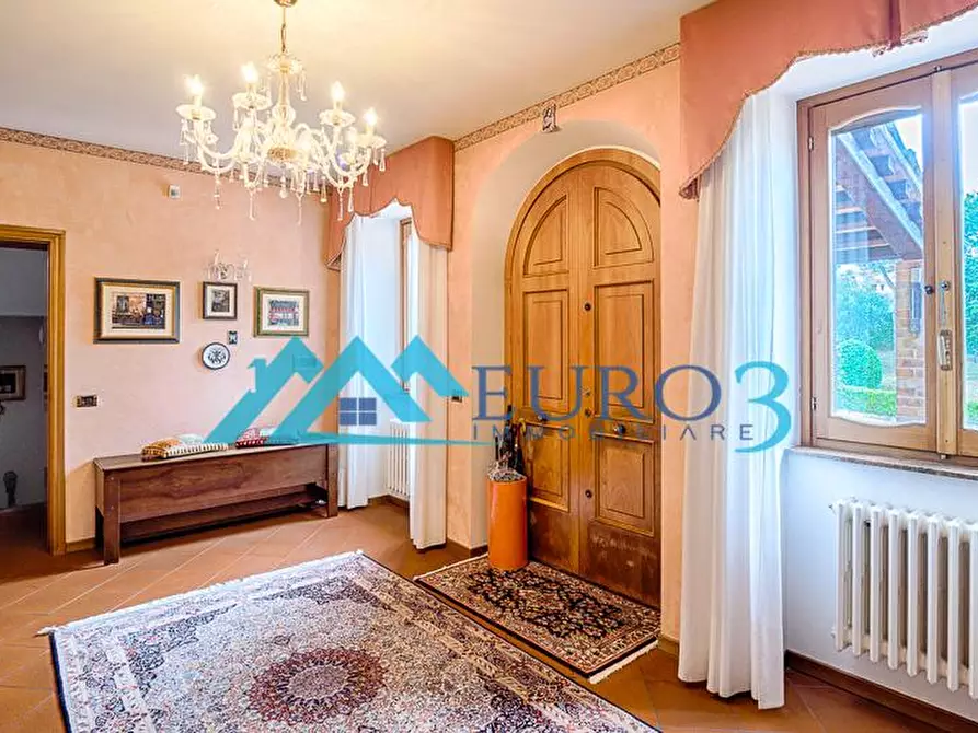 Immagine 4 di Immobile di prestigio in vendita  in VIA FRANCESCO GRIFONI 5 a Rapagnano