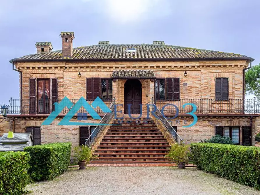 Immagine 12 di Immobile di prestigio in vendita  in VIA FRANCESCO GRIFONI 5 a Rapagnano