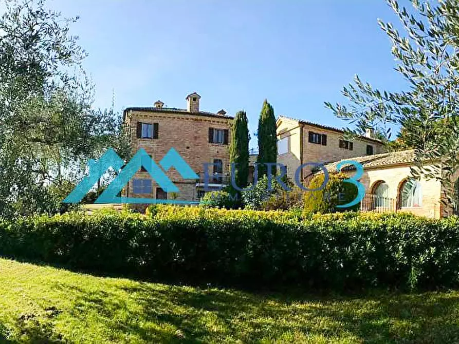 Immagine 17 di Immobile di prestigio in vendita  in VIA FRANCESCO GRIFONI 5 a Rapagnano