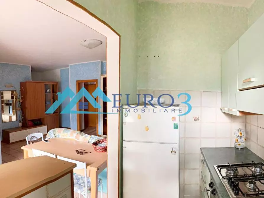 Immagine 4 di Appartamento in vendita  in VIA FERMO,4 a Folignano