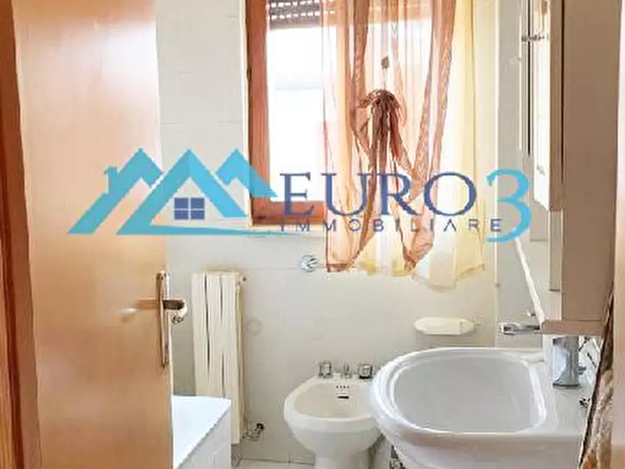 Immagine 7 di Appartamento in vendita  in VIA FERMO,4 a Folignano