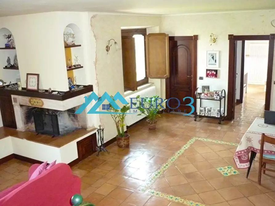 Immagine 22 di Rustico / casale in vendita  a Folignano