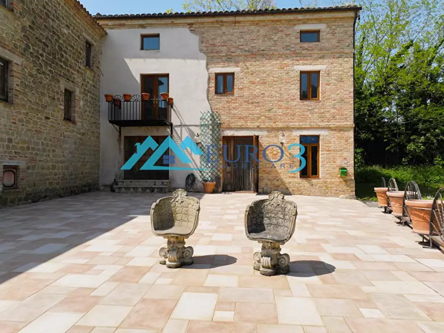 Immagine 3 di Porzione di casa in vendita  in CONTRADA SAN COSTANZO a San Ginesio