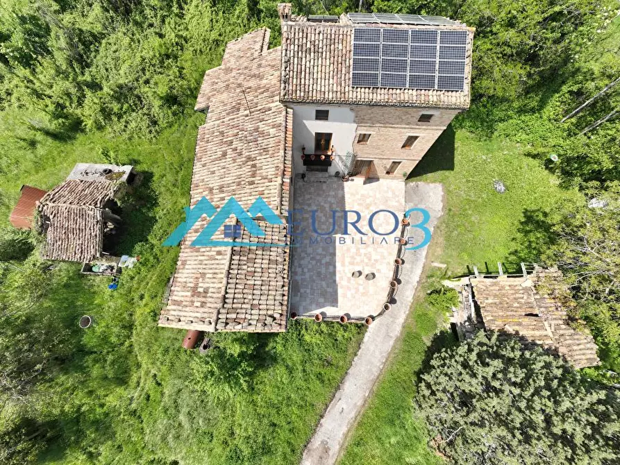 Immagine 20 di Porzione di casa in vendita  in CONTRADA SAN COSTANZO a San Ginesio