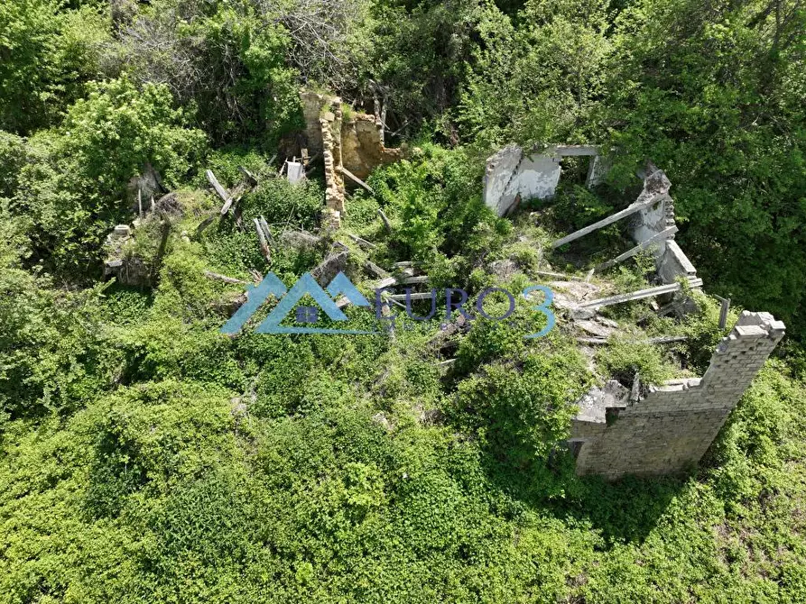 Immagine 4 di Rustico / casale in vendita  in LOCALITA' VILLA MARNACCHIA a Amandola