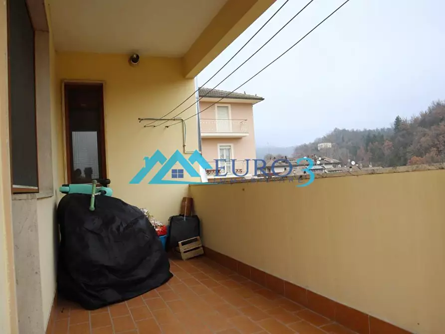 Immagine 9 di Appartamento in vendita  in STRADA STATALE PICENA N.78 a Roccafluvione