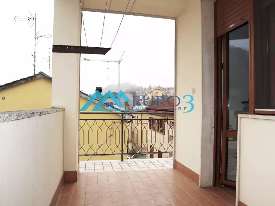 Immagine 10 di Appartamento in vendita  in STRADA STATALE PICENA N.78 a Roccafluvione