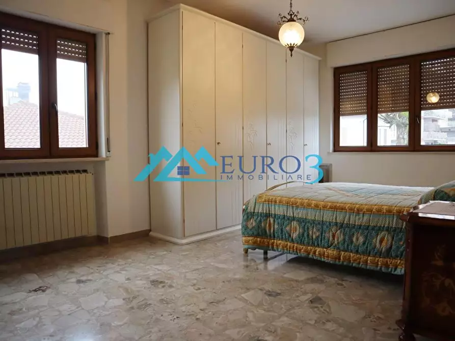 Immagine 13 di Appartamento in vendita  in STRADA STATALE PICENA N.78 a Roccafluvione