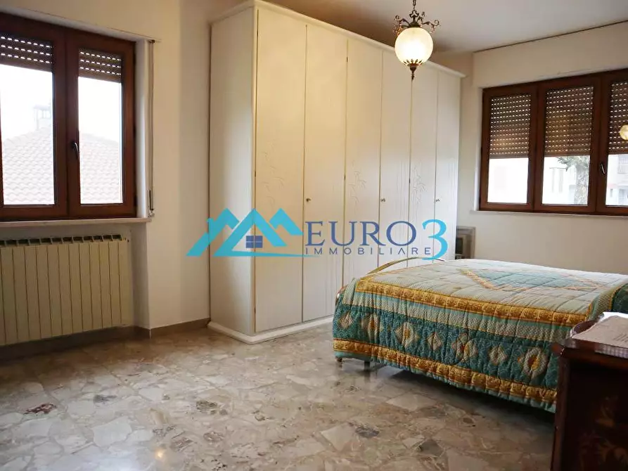 Immagine 14 di Appartamento in vendita  in STRADA STATALE PICENA N.78 a Roccafluvione
