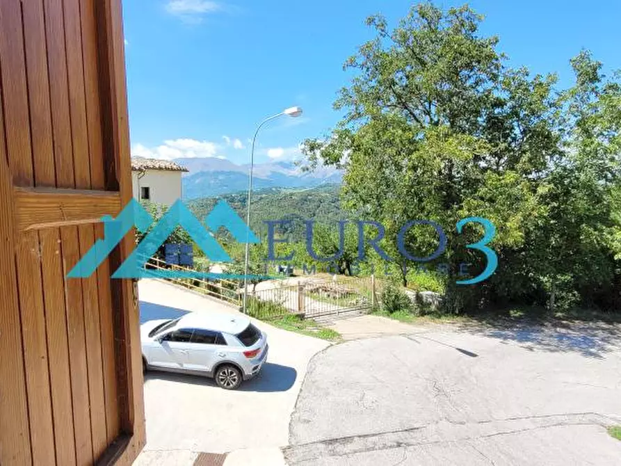 Immagine 7 di Terratetto in vendita  a Comunanza