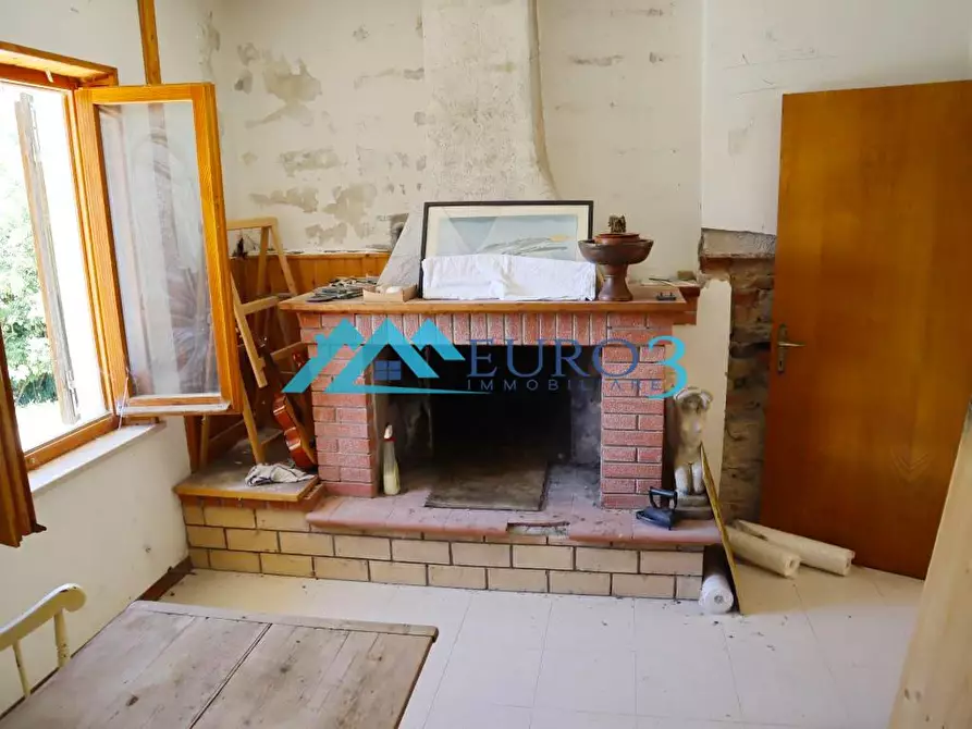 Immagine 13 di Terratetto in vendita  a Comunanza