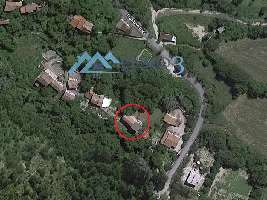 Immagine 8 di Terratetto in vendita  in RIGO a Montegallo