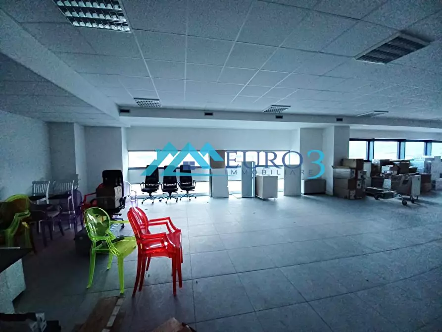 Immagine 2 di Ufficio in affitto  in C.C.  a Castel Di Lama