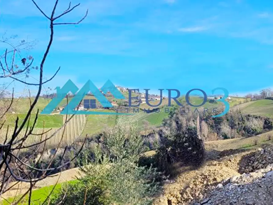 Immagine 10 di Casa indipendente in vendita  in CONTRADA CORTAGLIE a Montelparo