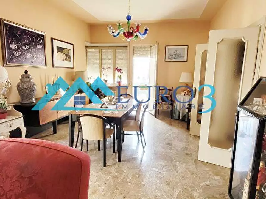 Immagine 1 di Appartamento in vendita  in VIALE VELLEI a Ascoli Piceno