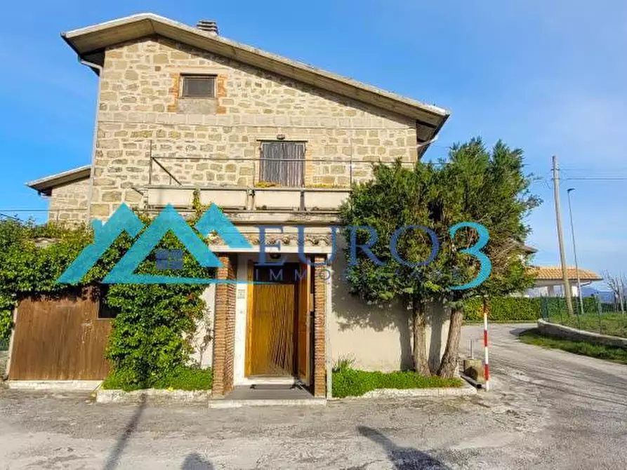 Immagine 1 di Casa indipendente in vendita  in STRADA COLLEIANO a Roccafluvione