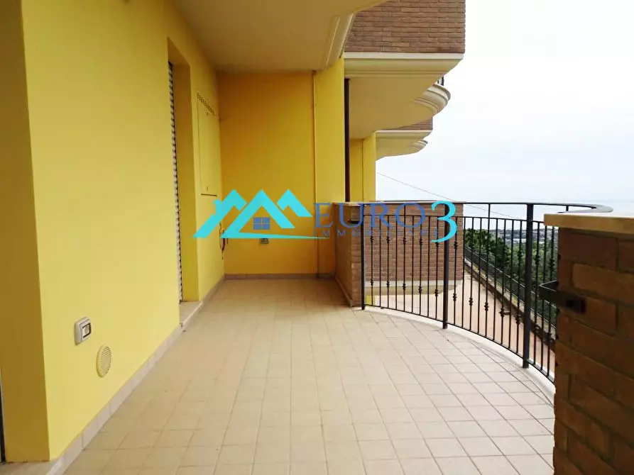 Immagine 3 di Appartamento in vendita  in CONTRADA SAN MARTINO a Ancarano