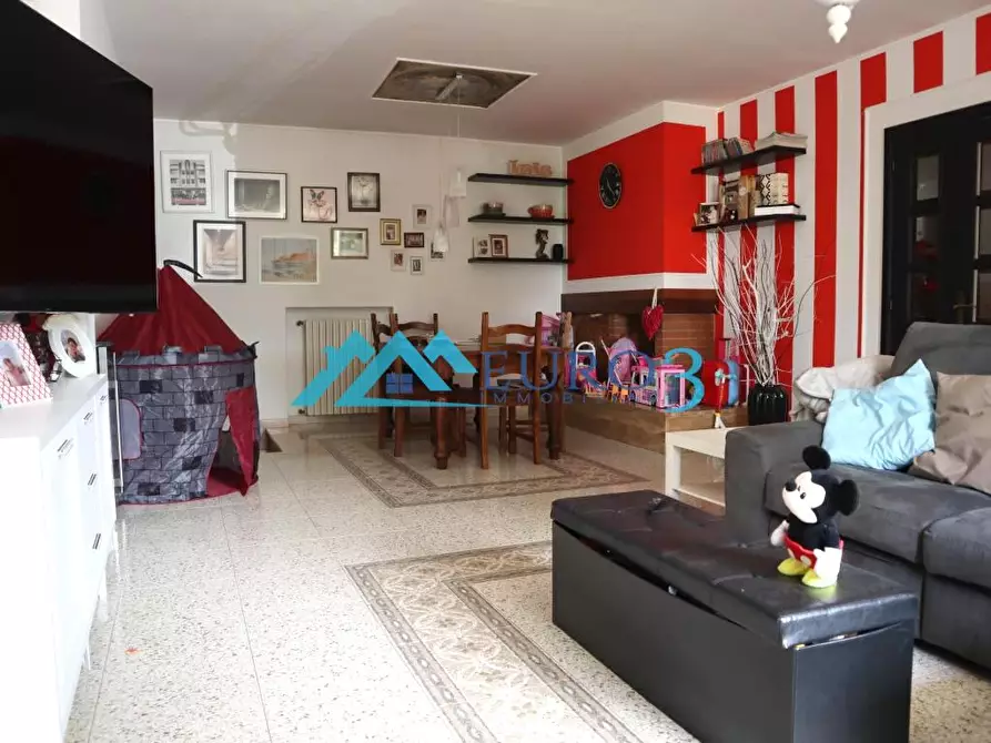 Immagine 1 di Appartamento in vendita  in SAMBUCO a Castel Di Lama