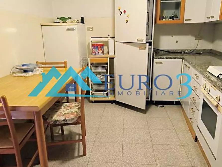 Immagine 10 di Terratetto in vendita  in VIA ISEO a Folignano