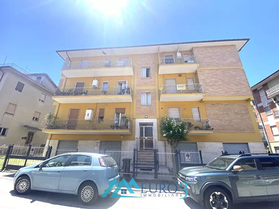 Immagine 15 di Appartamento in vendita  in VIA LUIGI MERLI a Ascoli Piceno
