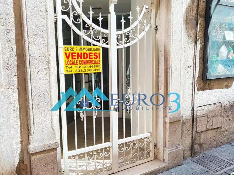 Immagine 7 di Locale commerciale in vendita  in CORSO GIUSEPPE MAZZINI 106 a Ascoli Piceno
