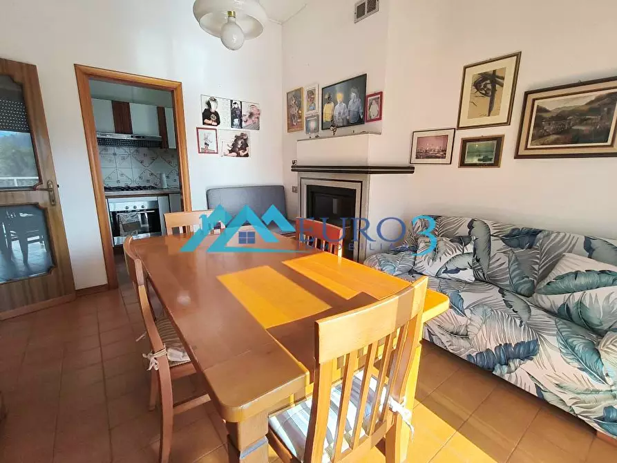 Immagine 5 di Casa indipendente in vendita  in STRADA SALARE a Roccafluvione