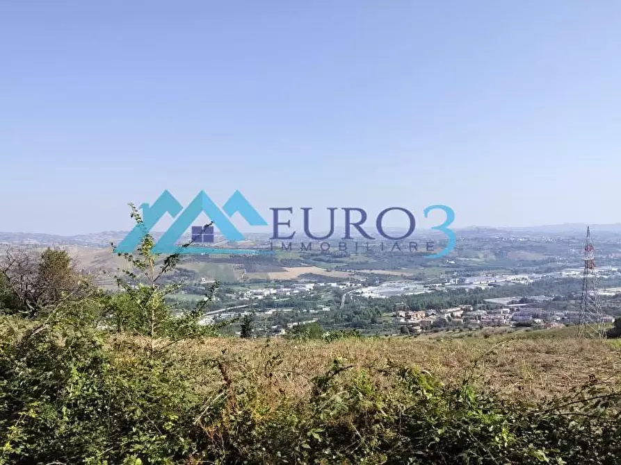 Immagine 3 di Terreno in vendita  in PIANE DI MORRO a Folignano