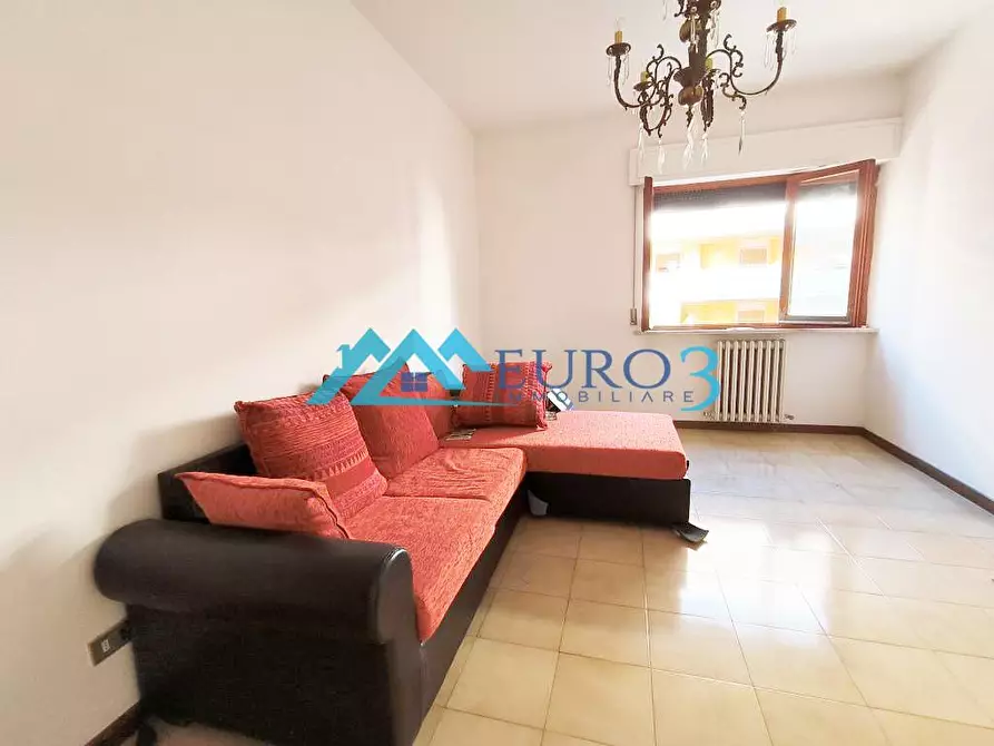 Immagine 5 di Appartamento in vendita  in VIA ALESSANDRIA a Folignano