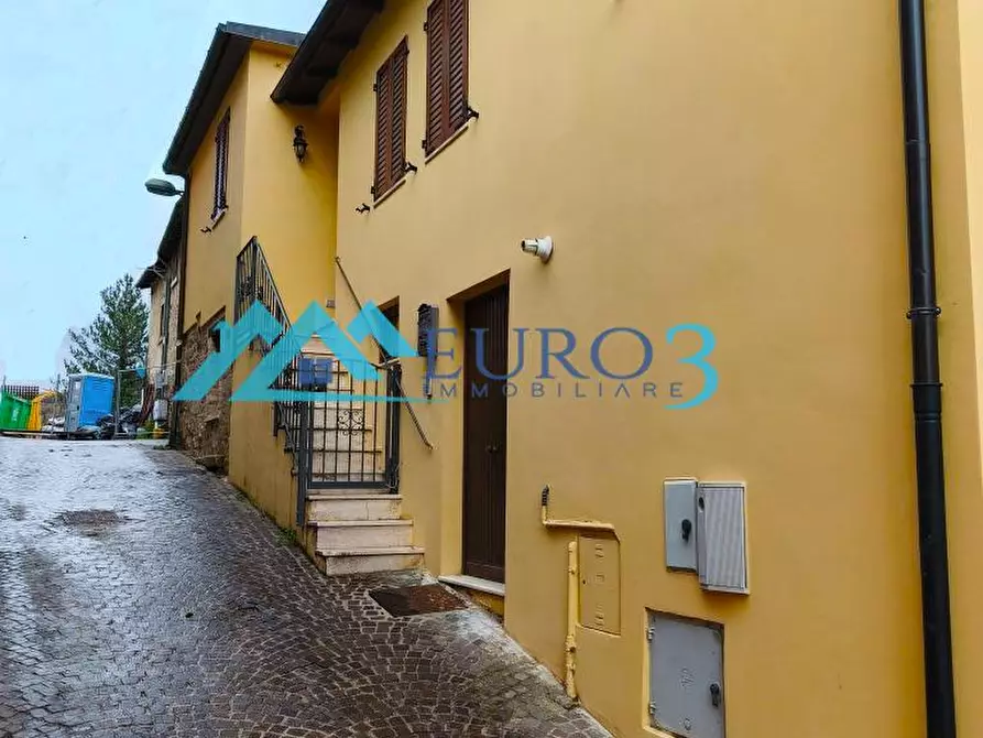 Immagine 2 di Appartamento in vendita  in VIA GRAMSCI,24 a Roccafluvione