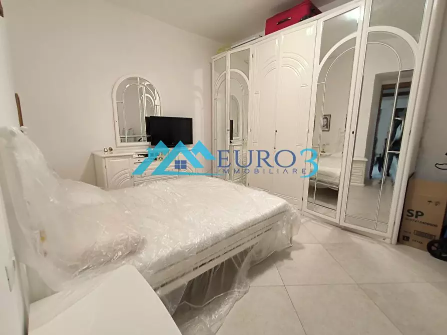 Immagine 5 di Appartamento in vendita  in VIA GRAMSCI,24 a Roccafluvione