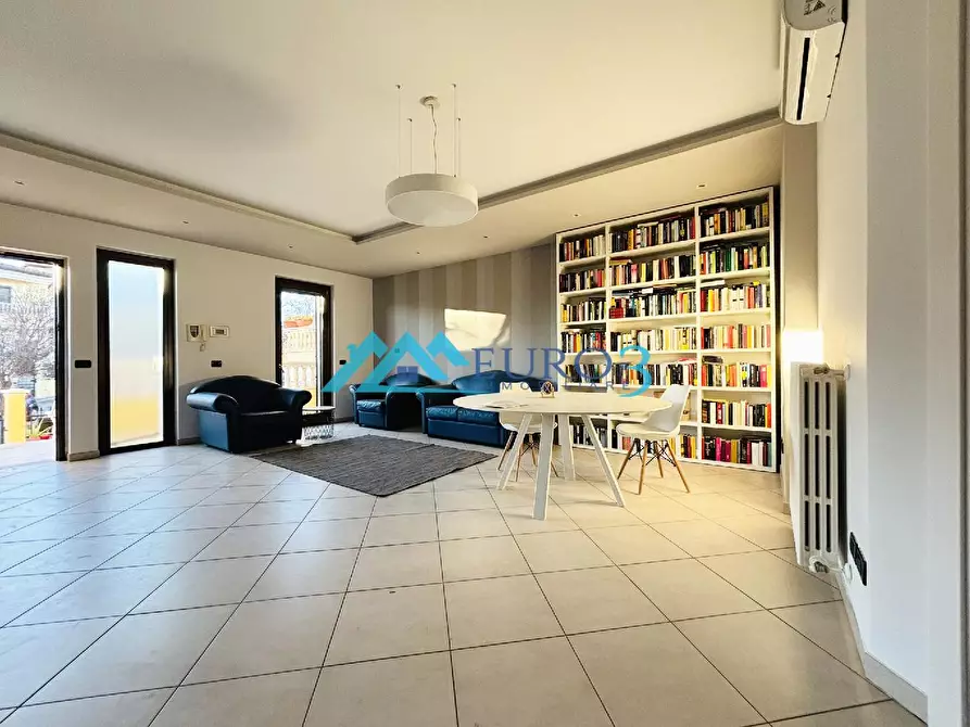 Immagine 2 di Appartamento in vendita  in CONTRADA PARIGNANO 8 a Nereto