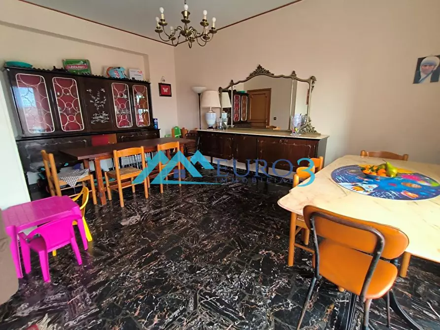 Immagine 10 di Appartamento in vendita  a Castignano