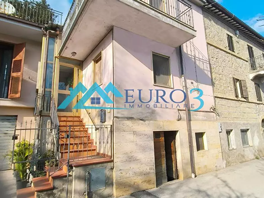 Immagine 1 di Terratetto in vendita  in CASACAGNANO a Roccafluvione