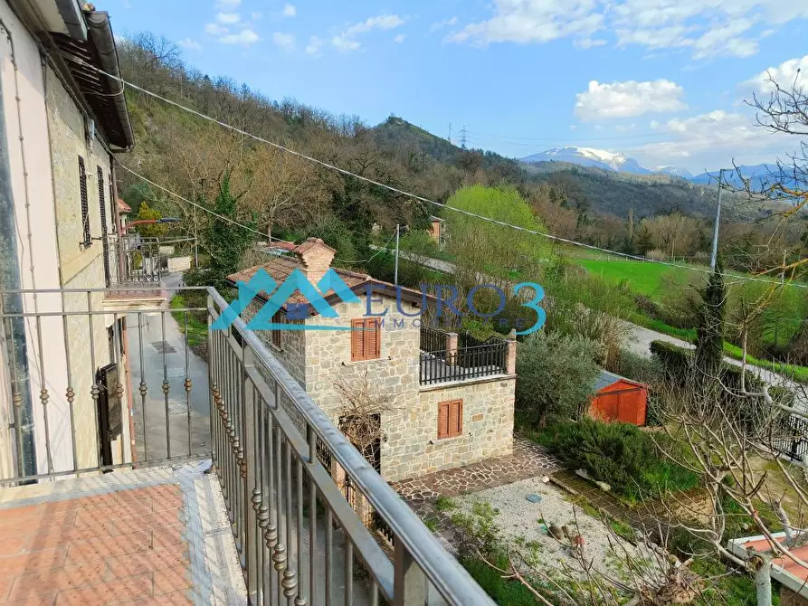 Immagine 10 di Terratetto in vendita  in CASACAGNANO a Roccafluvione