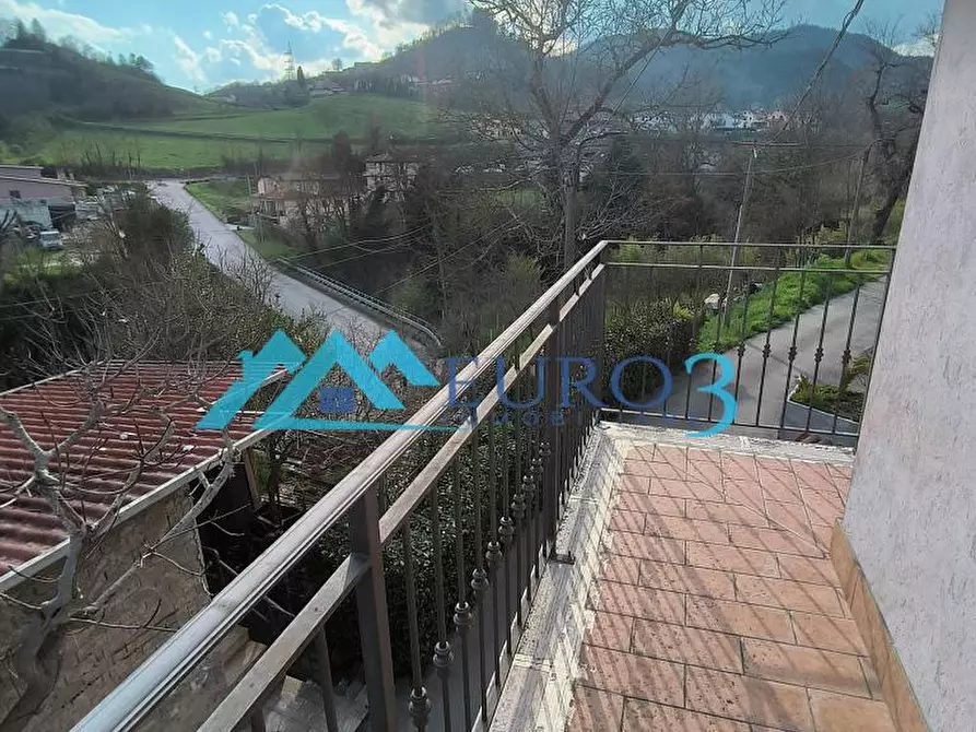 Immagine 11 di Terratetto in vendita  in CASACAGNANO a Roccafluvione