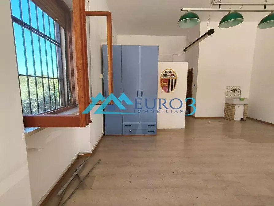 Immagine 3 di Locale commerciale in affitto  in VIA LOMBARDIA a Maltignano