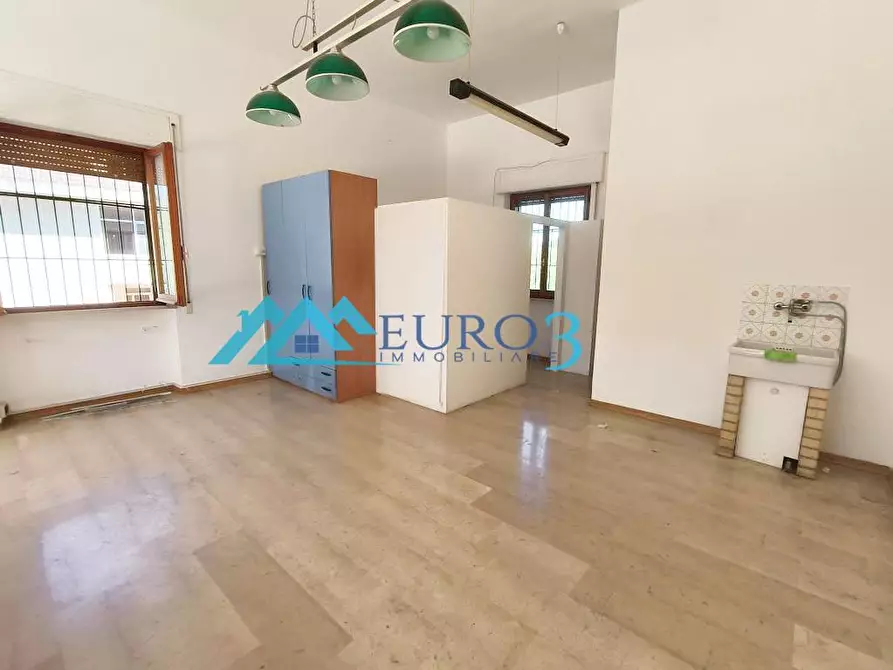 Immagine 7 di Locale commerciale in affitto  in VIA LOMBARDIA a Maltignano